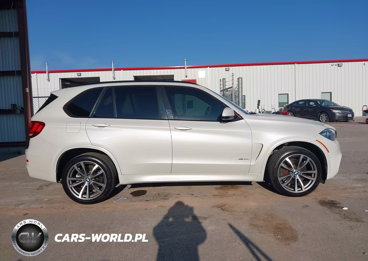 2015 BMW X5 xDrive50I VIN:5UXKR6C58F0J78786 - 13