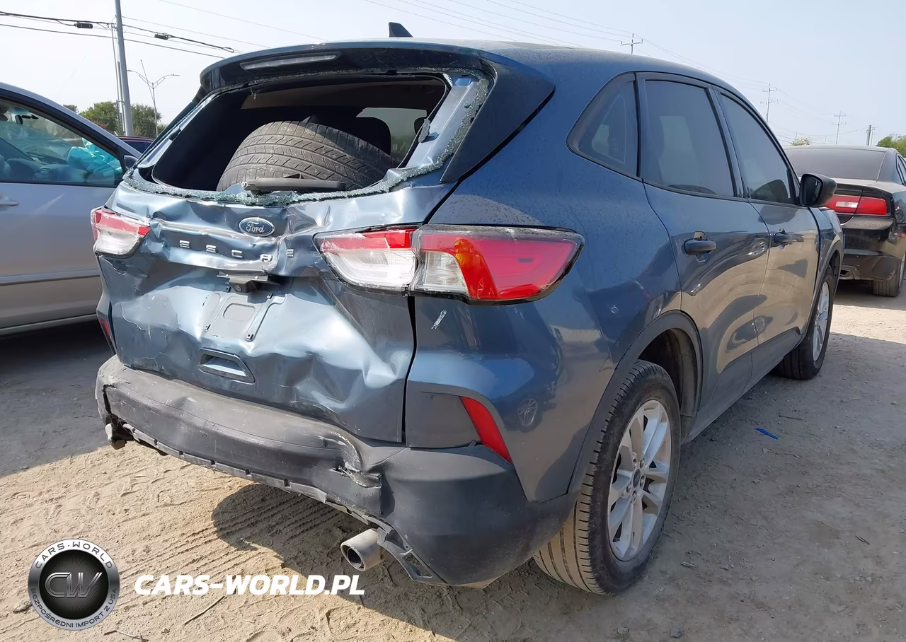 2020 Ford Escape S VIN:1FMCU0F67LUC74186 - 4