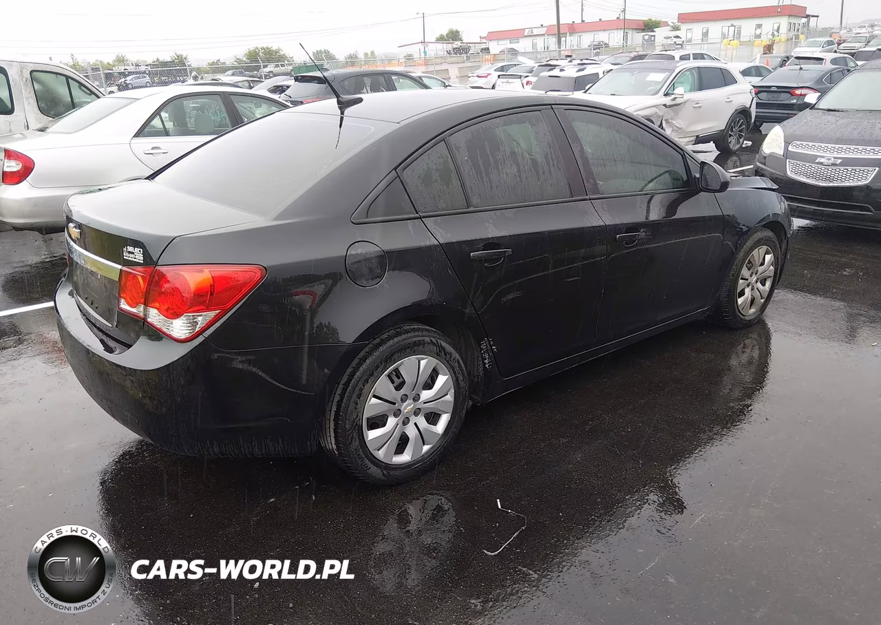2013 Chevrolet Cruze Ls Auto VIN:1G1PA5SH0D7287924 - 4