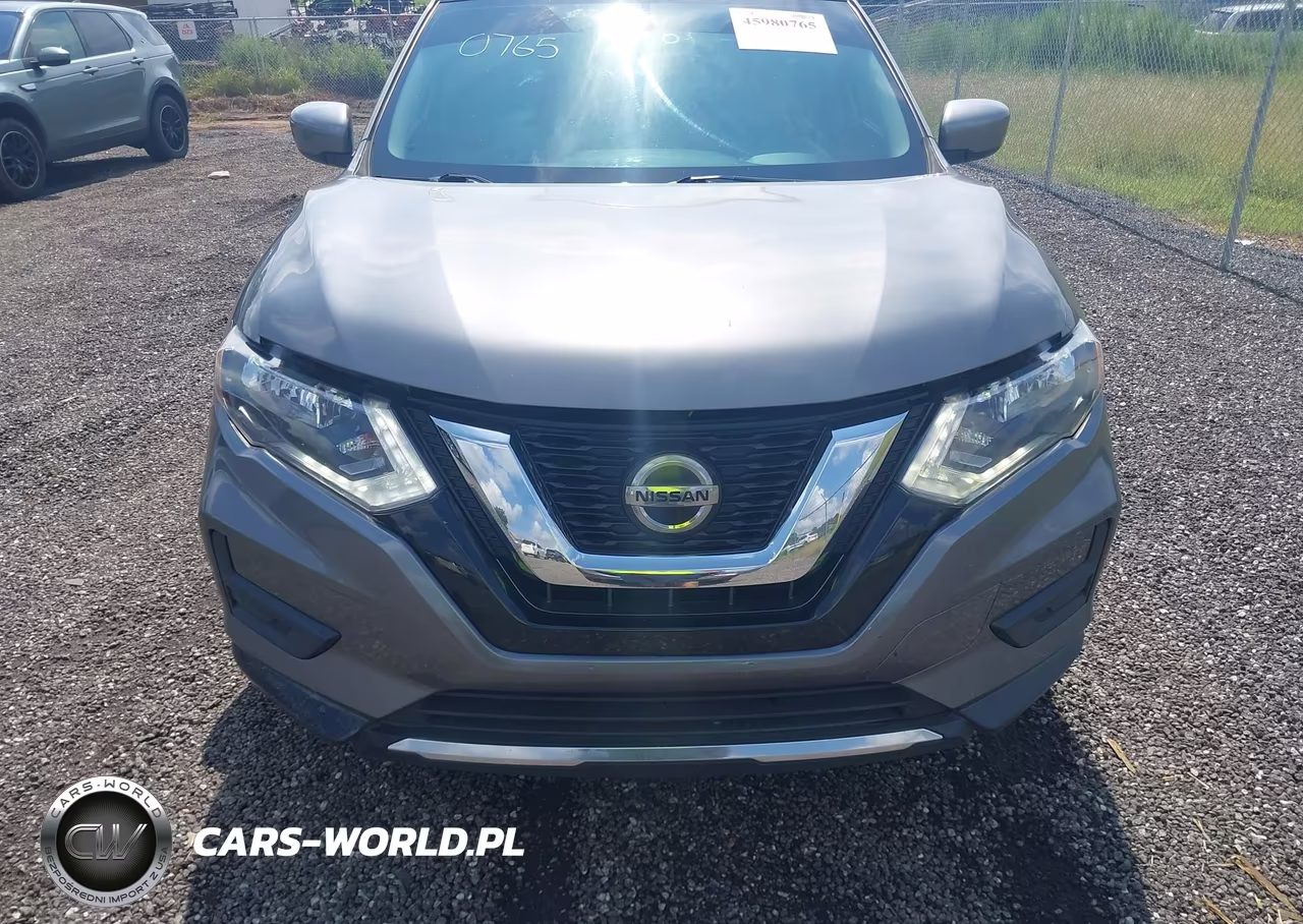 2018 Nissan Rogue S VIN:KNMAT2MTXJP528570 - 13