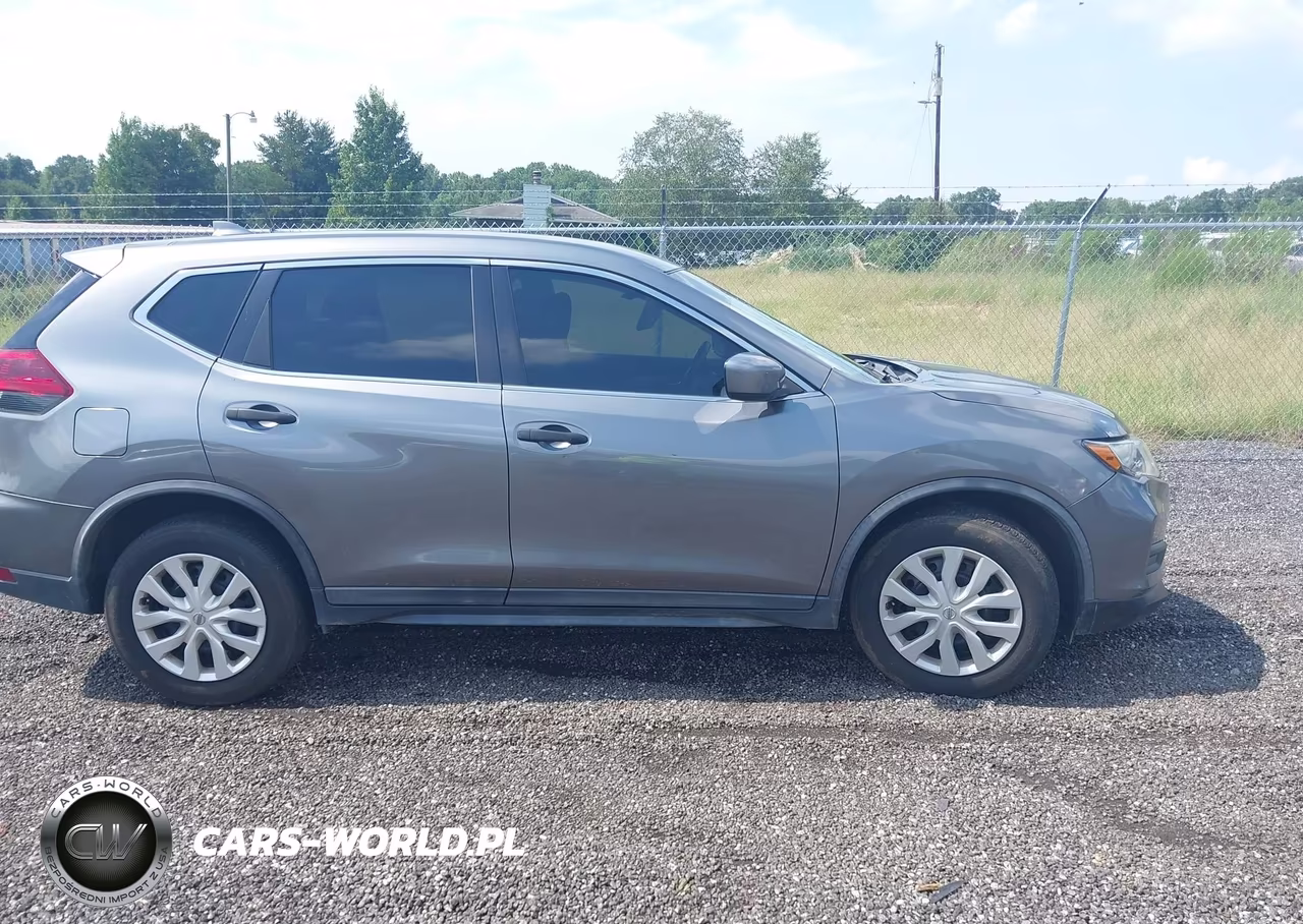2018 Nissan Rogue S VIN:KNMAT2MTXJP528570 - 14