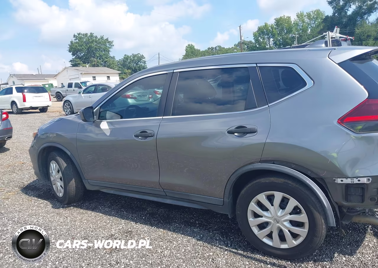 2018 Nissan Rogue S VIN:KNMAT2MTXJP528570 - 15