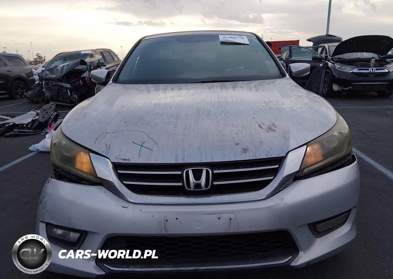 2015 Honda Accord Sport VIN:1HGCR2F50FA179940 - 12