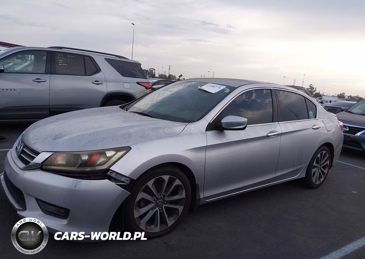 2015 Honda Accord Sport VIN:1HGCR2F50FA179940 - 14