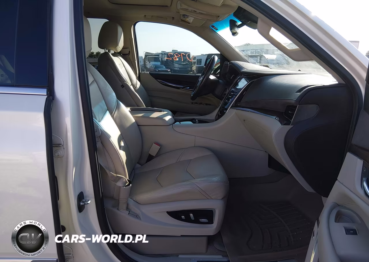2015 Cadillac Escalade Luxury VIN:1GYS4MKJ1FR691659 - 5