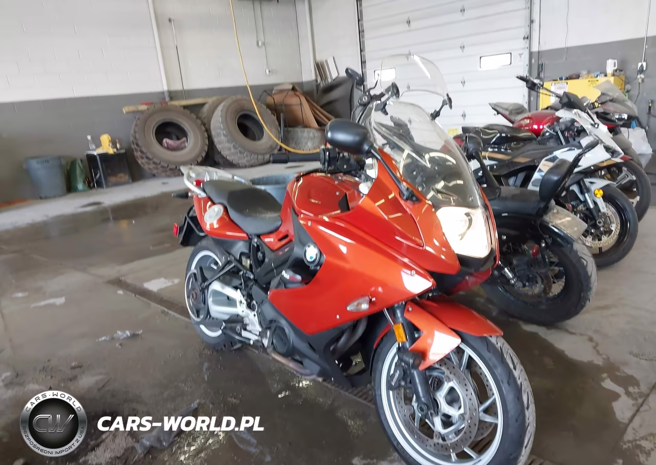 2013 BMW F800 Gt – zdjęcie 1 z 13