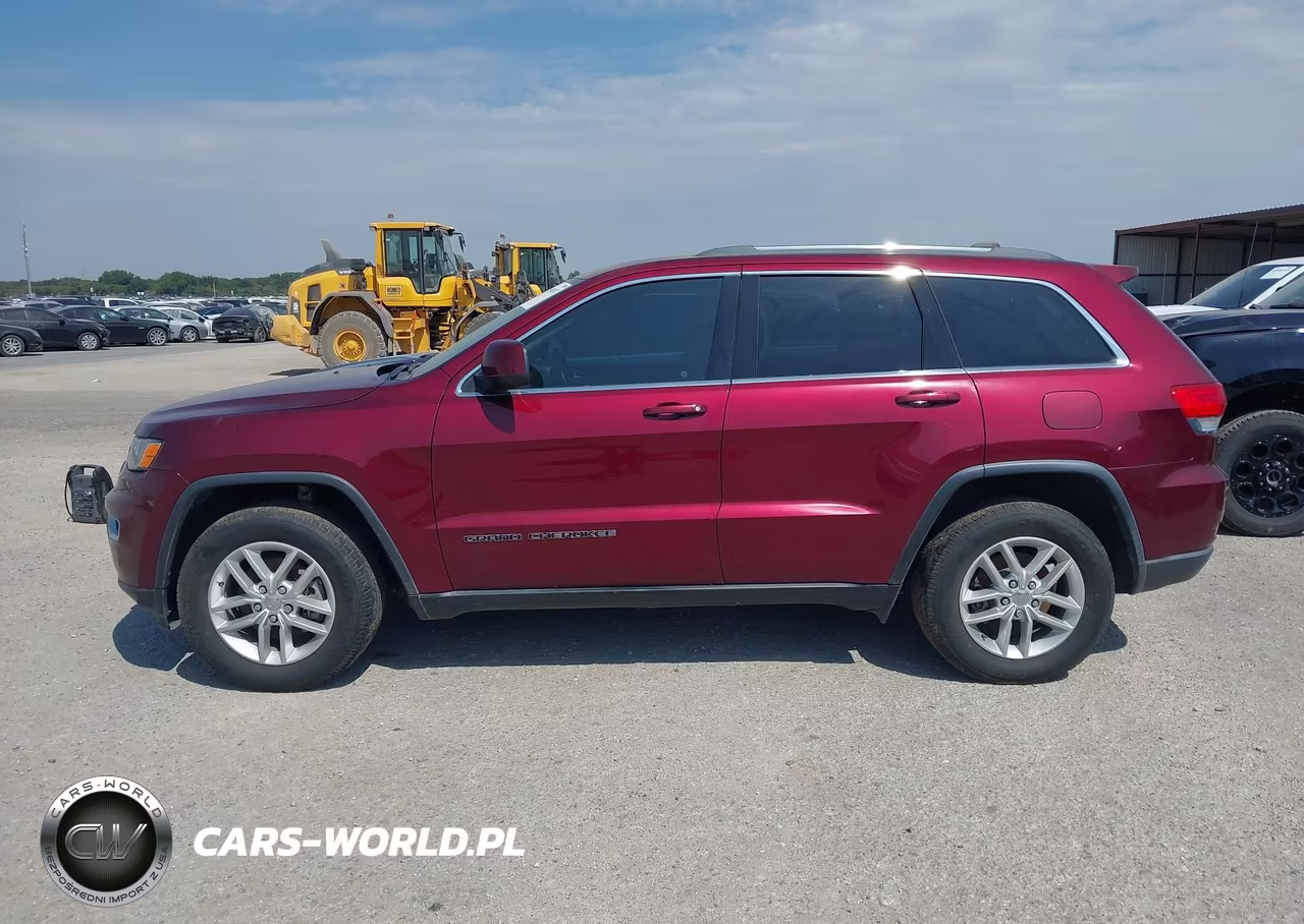 2018 Jeep Grand Cherokee Laredo E 4X2 VIN:1C4RJEAG4JC275643 - 15