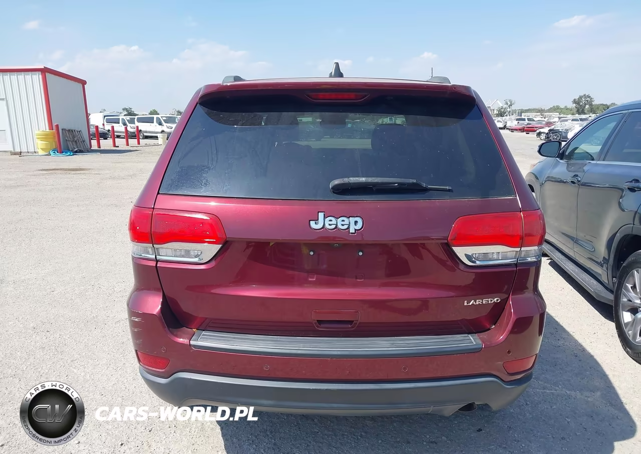 2018 Jeep Grand Cherokee Laredo E 4X2 VIN:1C4RJEAG4JC275643 - 17