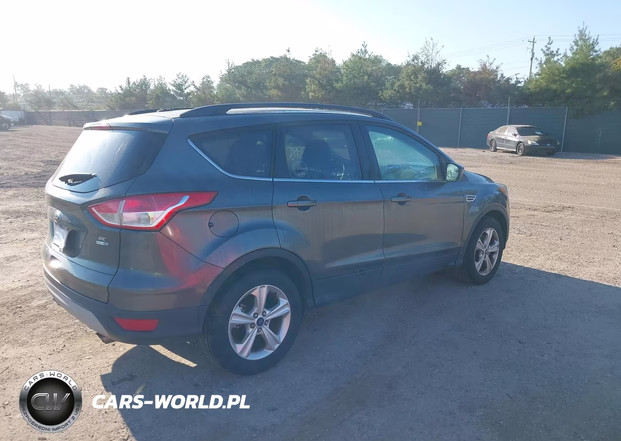 2015 Ford Escape Se VIN:1FMCU9GX2FUA94064 - 4