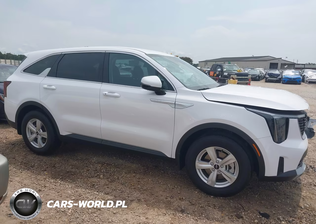 2026 Kia Sorento Lx VIN:5XYRG4JCXTG482543 - 13