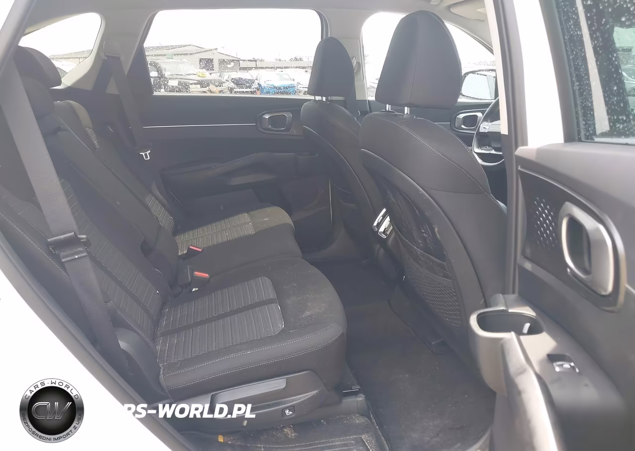 2026 Kia Sorento Lx VIN:5XYRG4JCXTG482543 - 8
