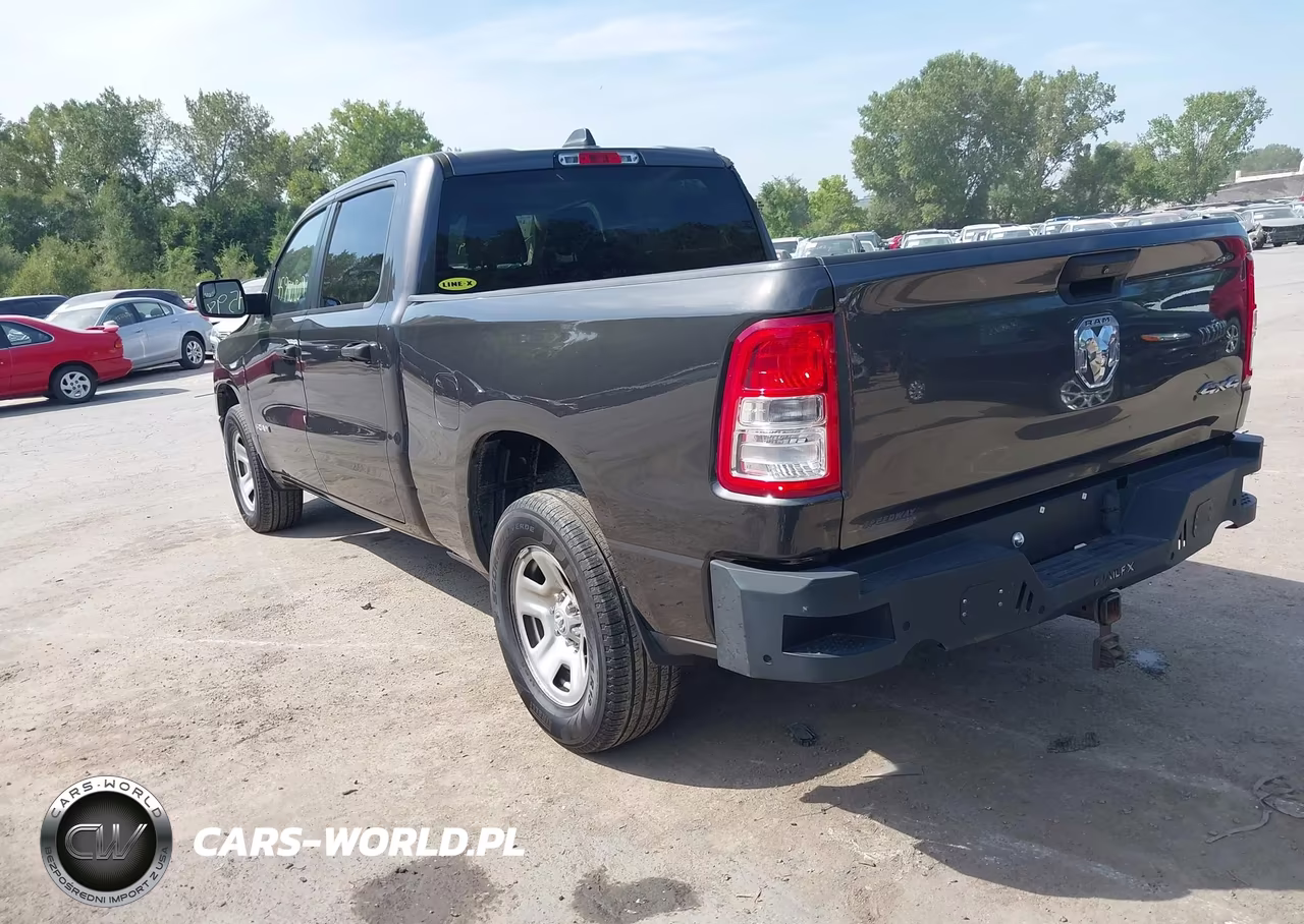 2019 Ram 1500 Tradesman 4X4 6'4 Box VIN:1C6RRFNG0KN675883 - 3