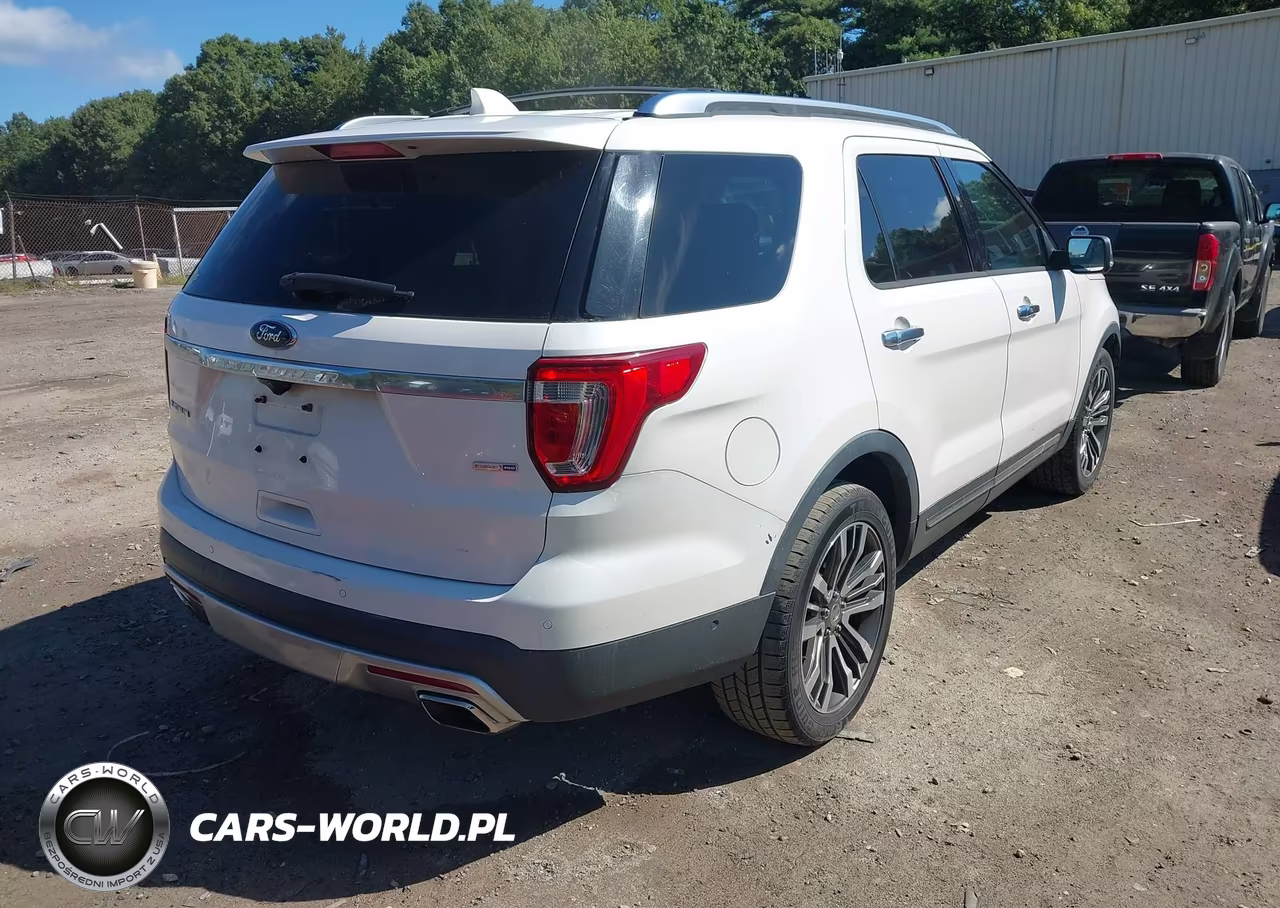 2016 Ford Explorer Platinum VIN:1FM5K8HT7GGB68518 - 4