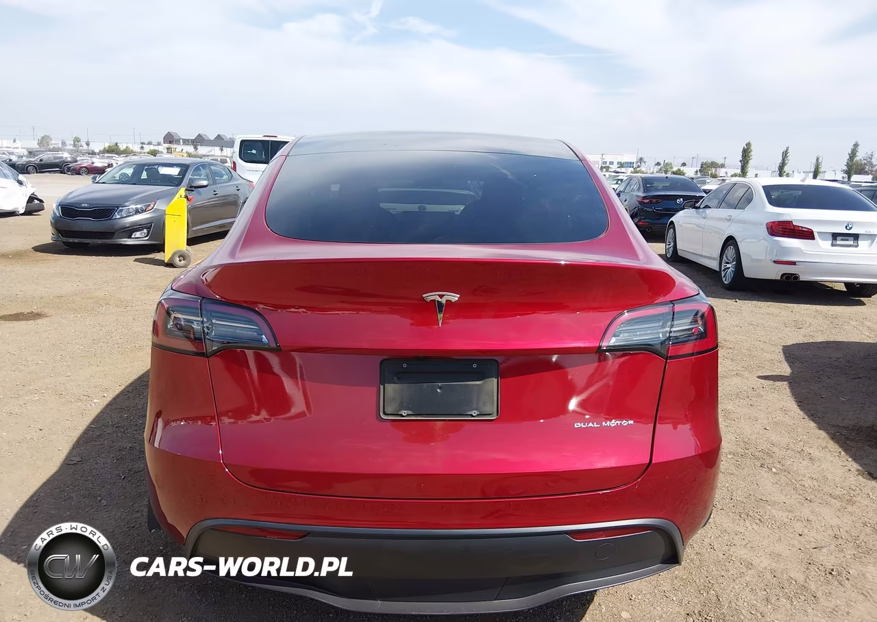 2024 Tesla Model Y Long Range Dual Motor All-Wheel Drive VIN:7SAYGDEE8RF081292 - 15