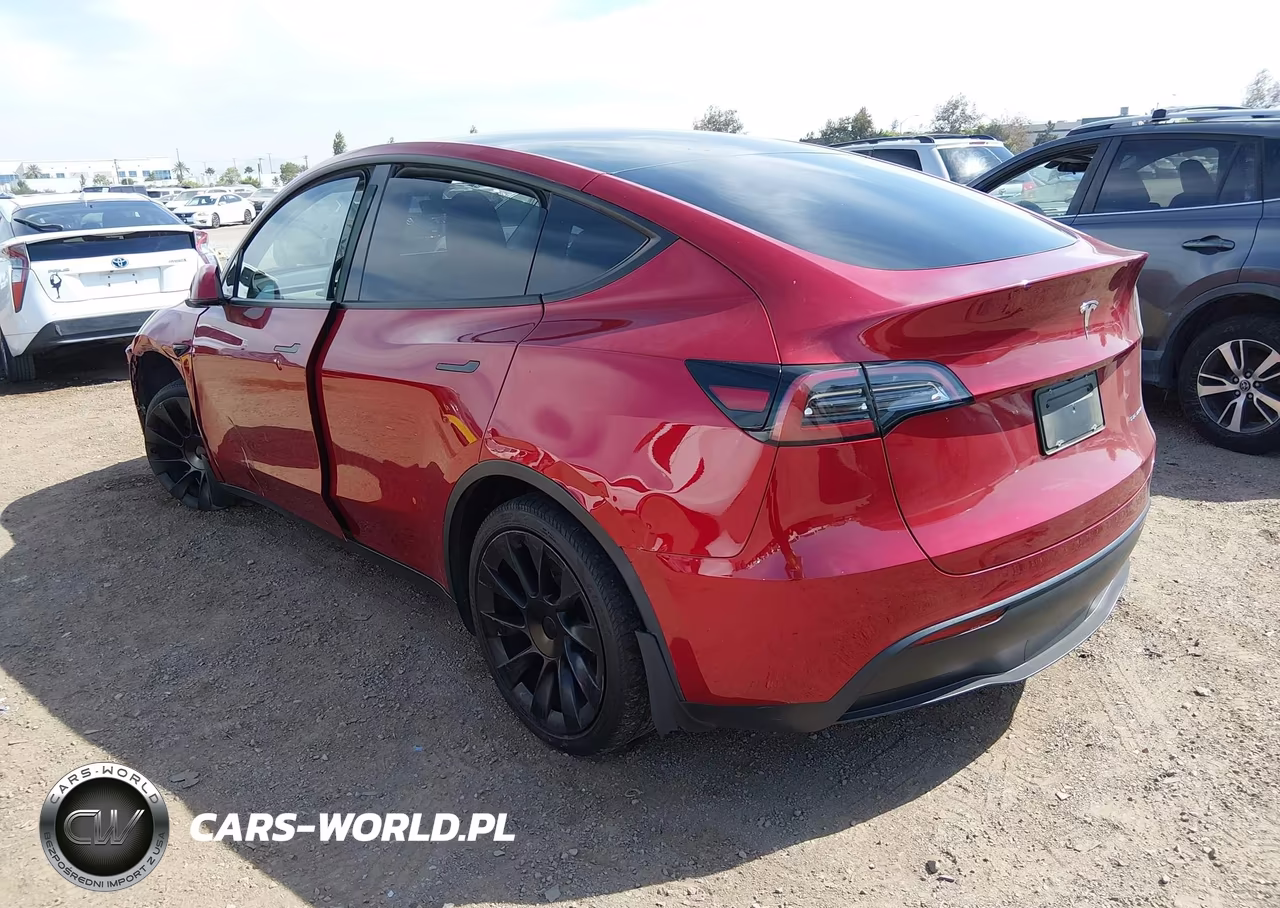 2024 Tesla Model Y Long Range Dual Motor All-Wheel Drive VIN:7SAYGDEE8RF081292 - 3