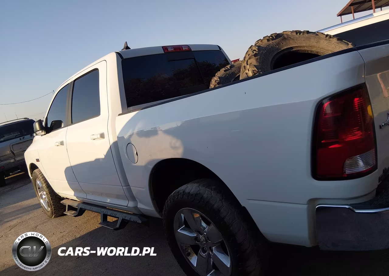 2019 Ram 1500 Classic Lone Star 4X2 5'7 Box VIN:1C6RR6LT6KS573604 - 14