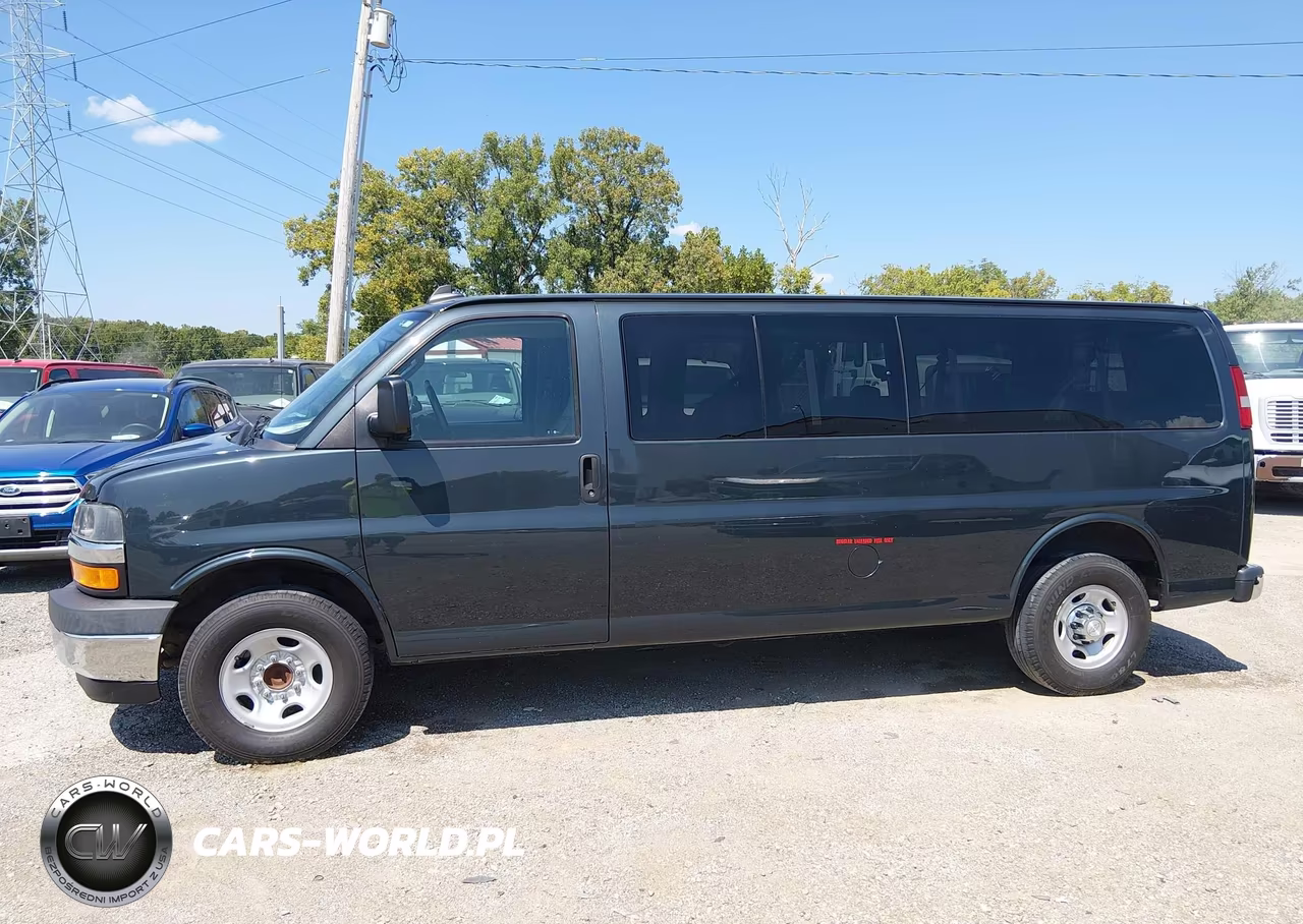 2017 Chevrolet Express 3500 Lt VIN:1GAZGPFF3H1267980 - 14