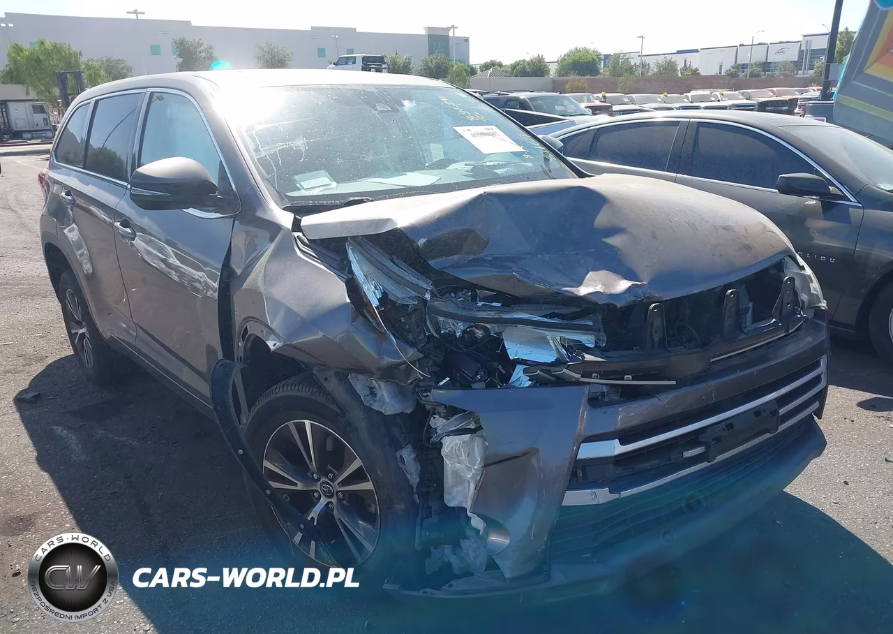 2018 Toyota Highlander Le