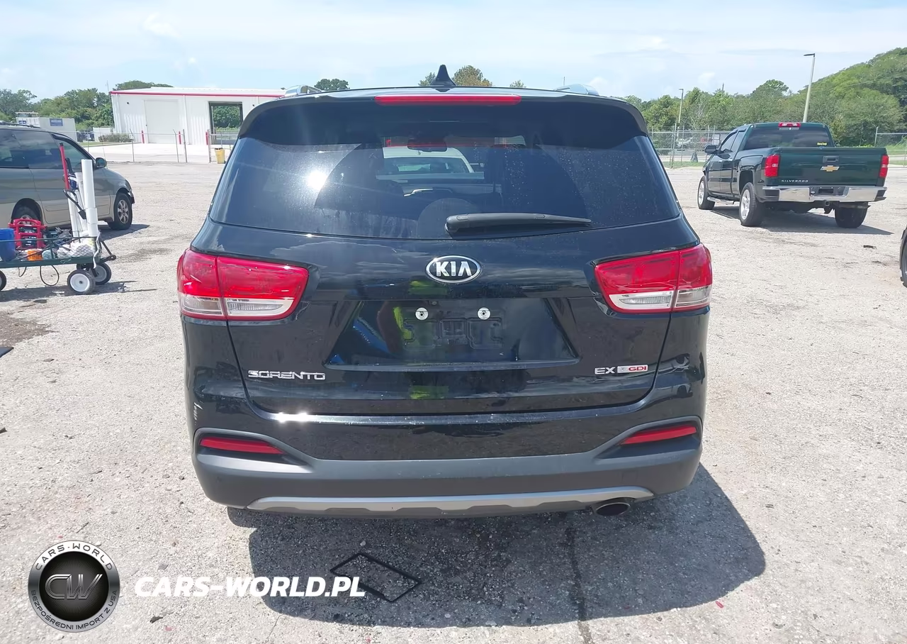 2017 Kia Sorento 2.0T Ex VIN:5XYPH4A15HG254170 - 16