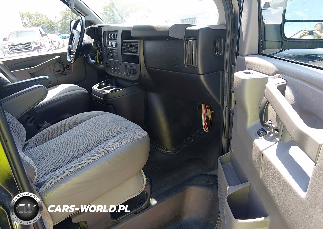 2017 Chevrolet Express 3500 Lt VIN:1GAZGPFF2H1268425 - 5