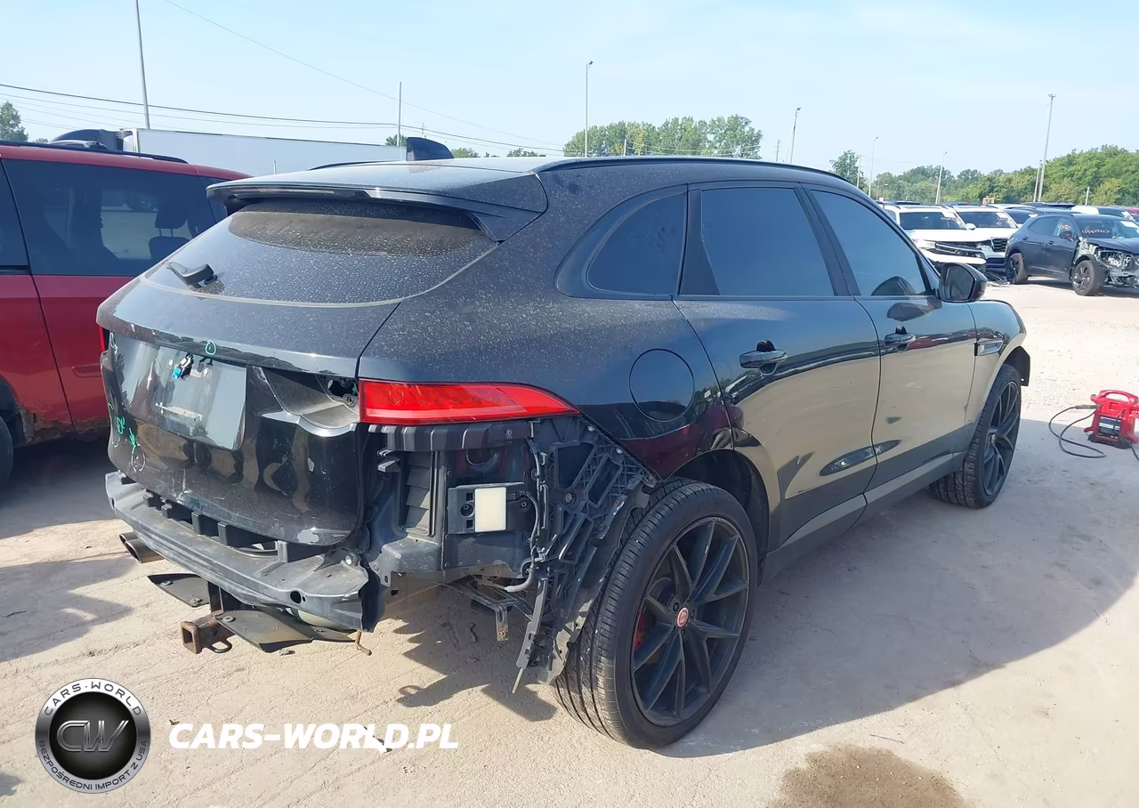 2017 Jaguar F-Pace 20D Premium VIN:SADCJ2BN5HA095616 - 4