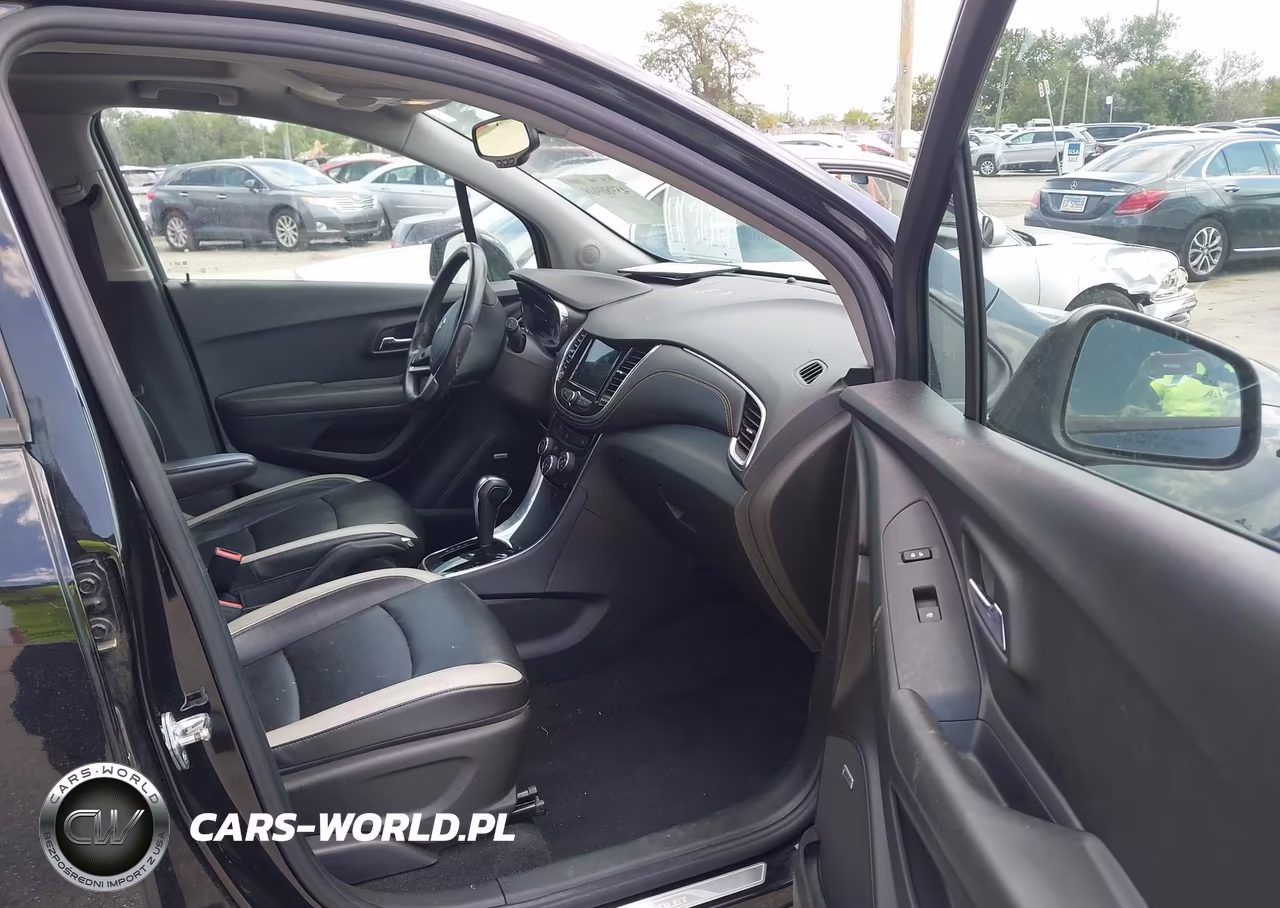 2018 Chevrolet Trax Premier VIN:KL7CJMSB4JB609949 - 5
