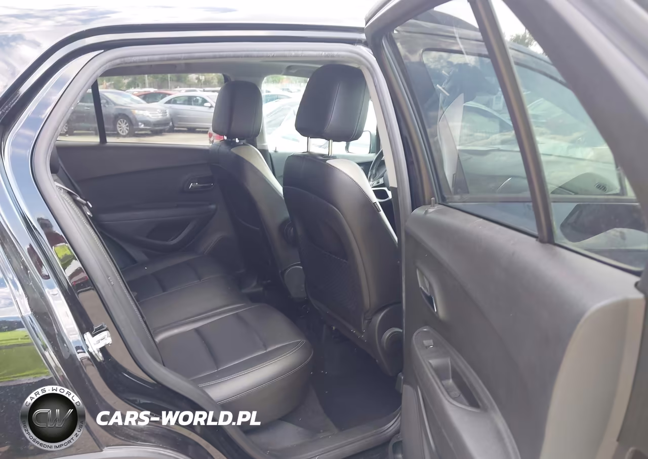 2018 Chevrolet Trax Premier VIN:KL7CJMSB4JB609949 - 8