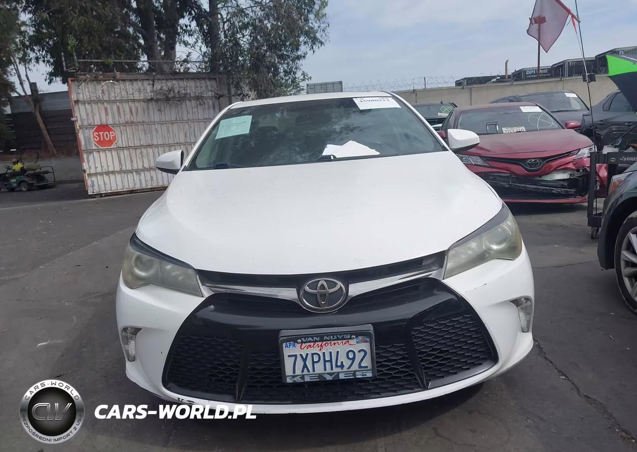 2017 Toyota Camry Se VIN:4T1BF1FK3HU303926 - 12