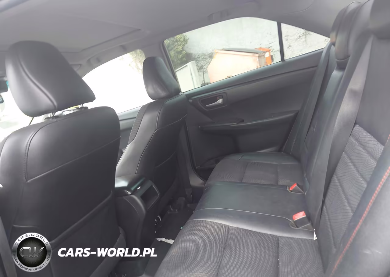 2017 Toyota Camry Se VIN:4T1BF1FK3HU303926 - 18