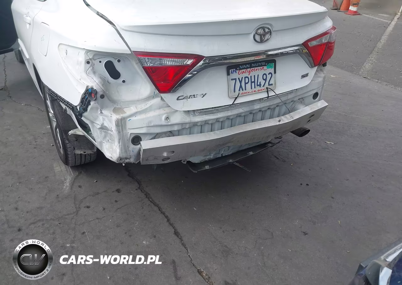 2017 Toyota Camry Se VIN:4T1BF1FK3HU303926 - 6