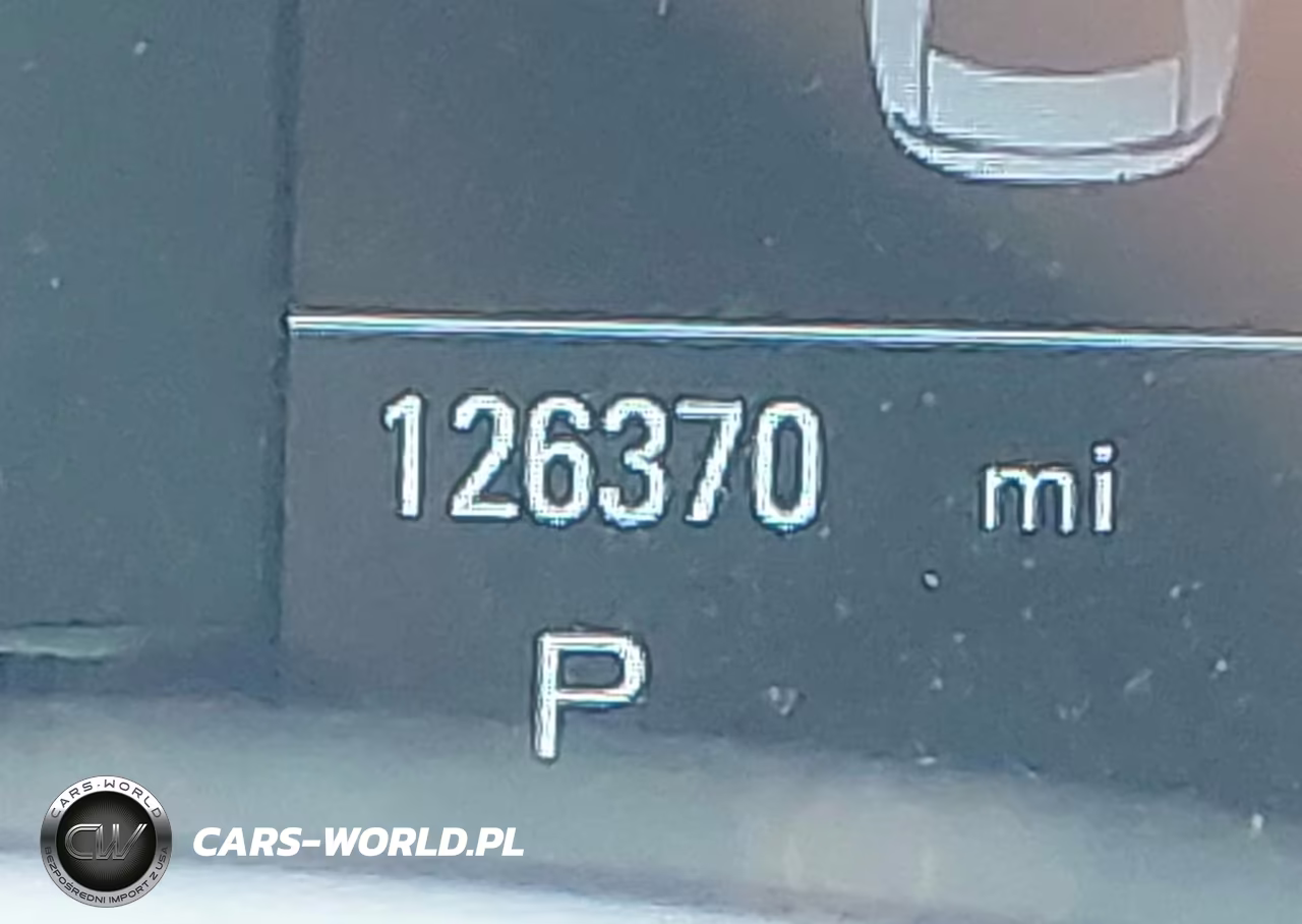 2016 Audi A4 Premium VIN:WAUBFAFL9GN015119 - 16
