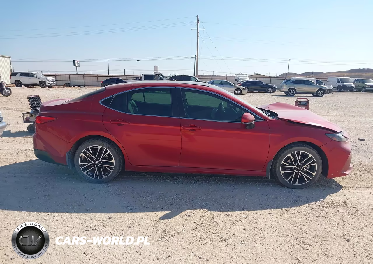 2025 Toyota Camry Xle VIN:4T1DAACK3SU144618 - 13