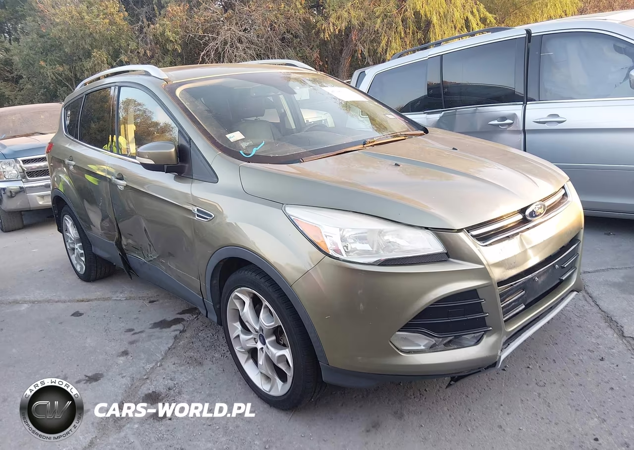 2014 Ford Escape Titanium – zdjęcie 1 z 11