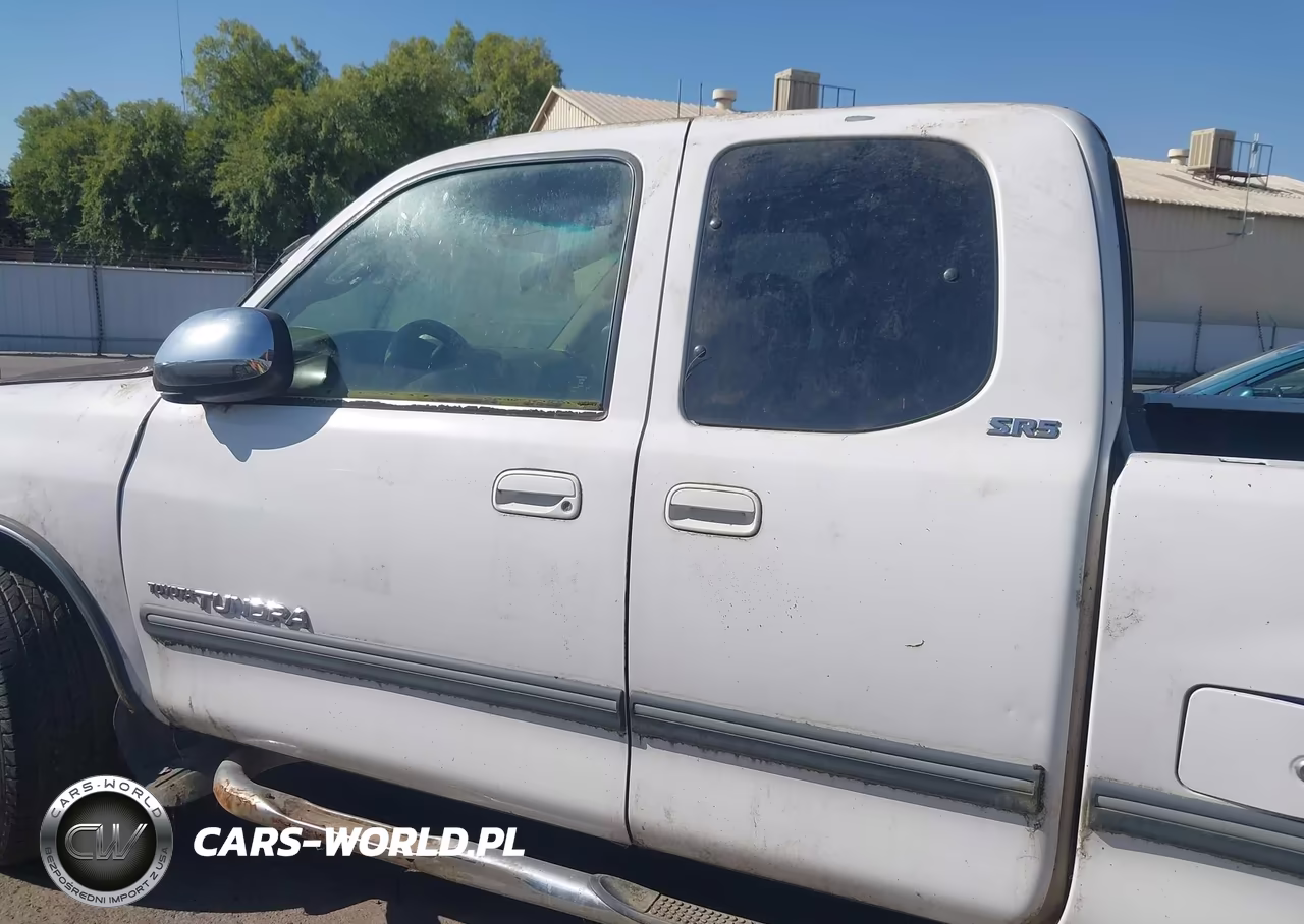 2000 Toyota Tundra Sr5 V8 VIN:5TBRT3415YS113768 - 16