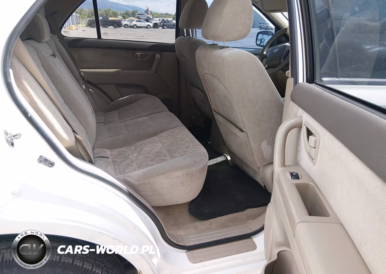 2007 Kia Sorento Lx VIN:KNDJC736875676889 - 8