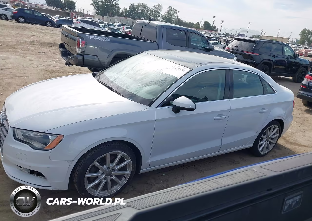 2015 Audi A3 2.0T Premium VIN:WAUEFGFF7F1041525 - 14