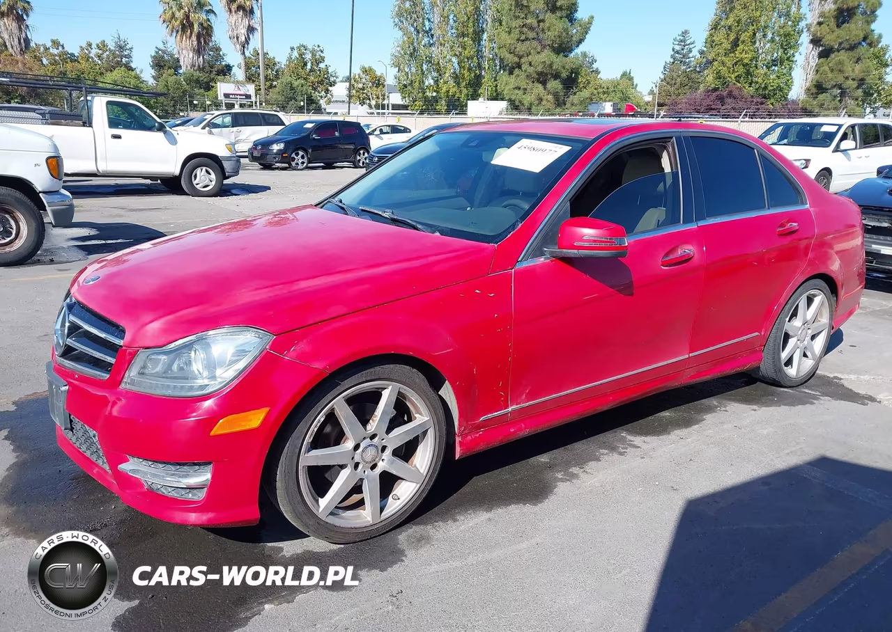 2014 Mercedes-Benz C 250 Sport VIN:WDDGF4HB7EG186084 - 2