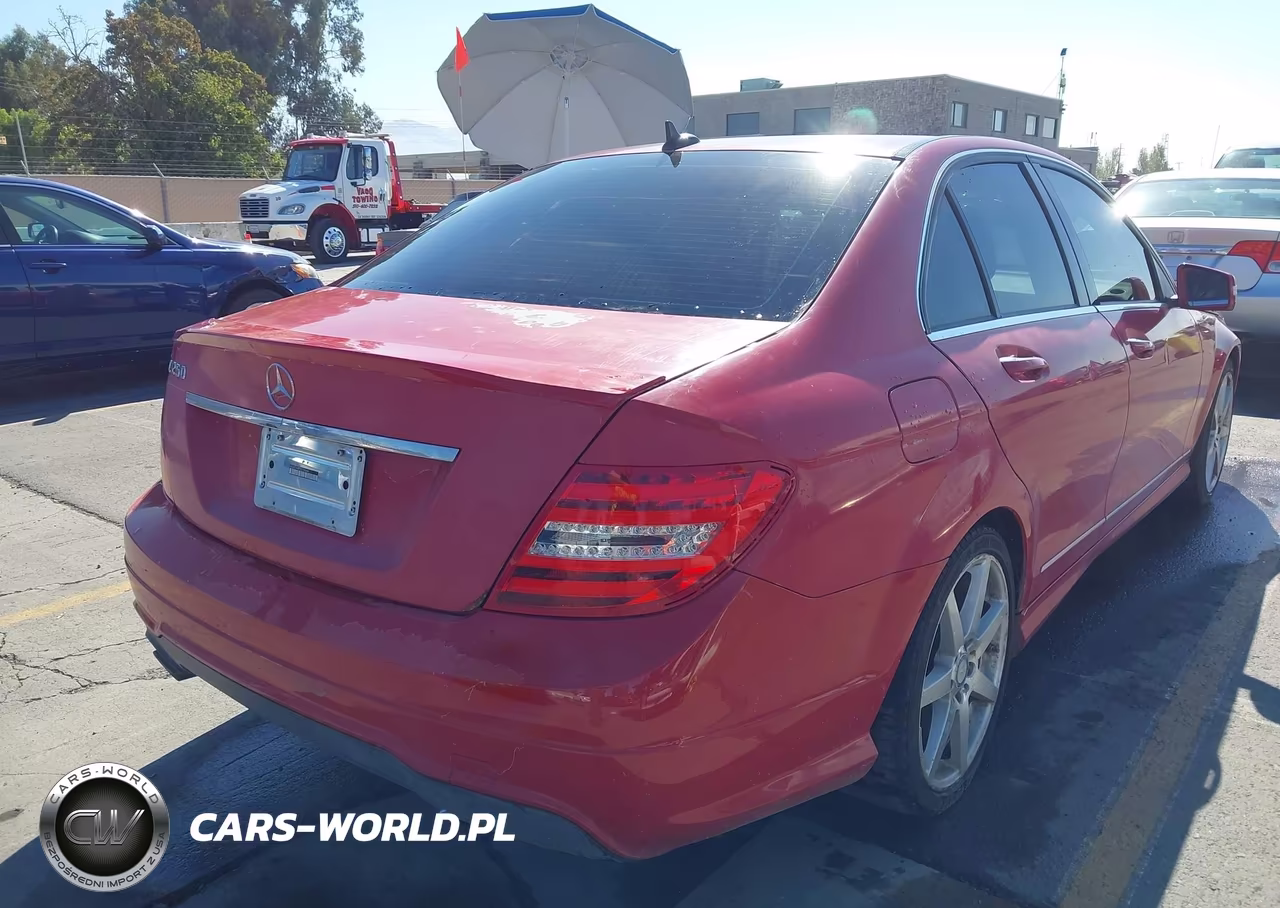 2014 Mercedes-Benz C 250 Sport VIN:WDDGF4HB7EG186084 - 6