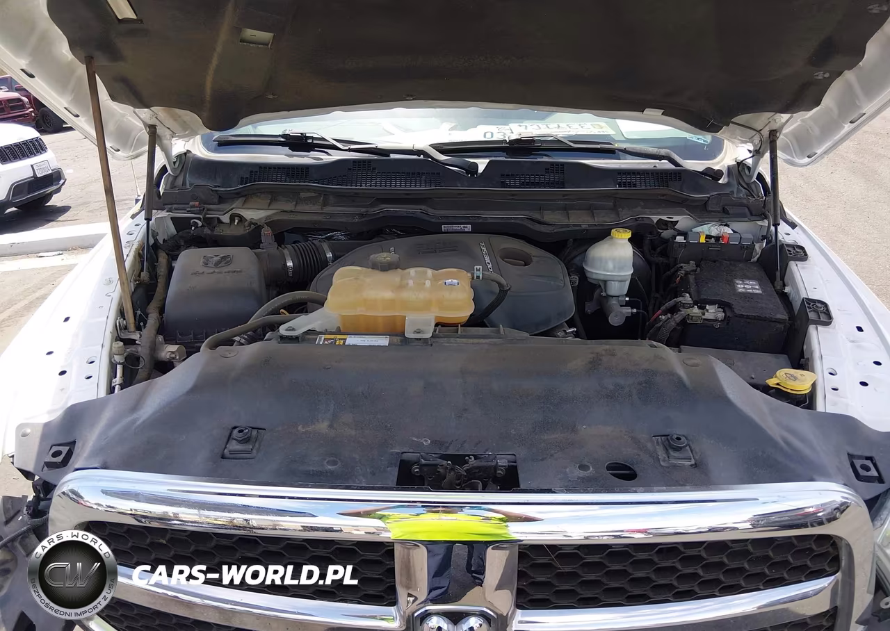 2016 Ram 1500 Tradesman VIN:1C6RR7FM3GS277215 - 10