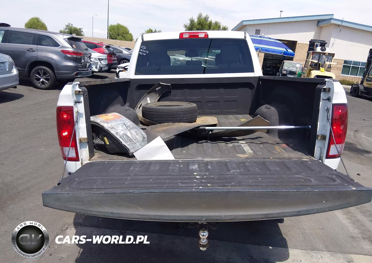2016 Ram 1500 Tradesman VIN:1C6RR7FM3GS277215 - 11