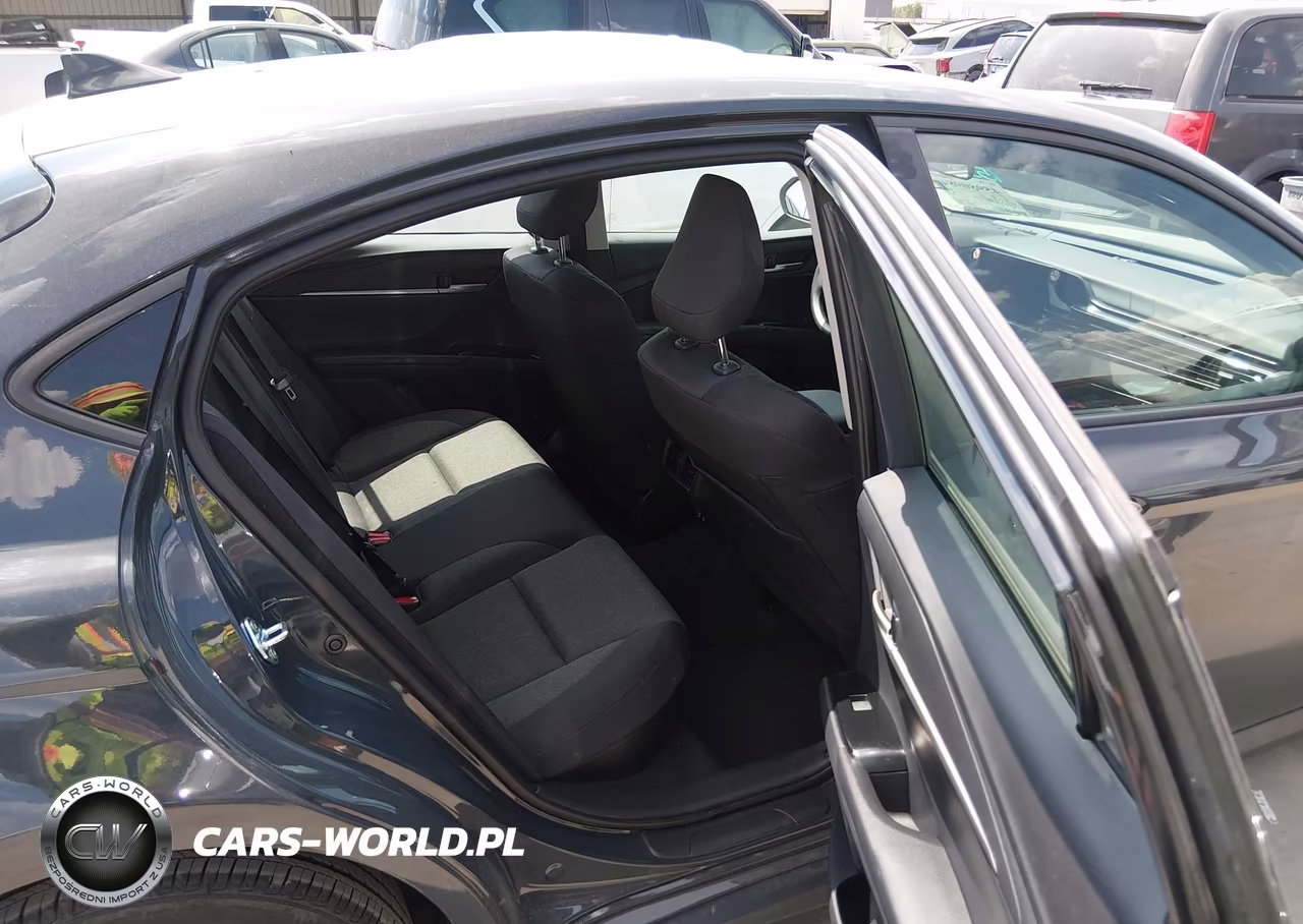 2026 Toyota Camry Le VIN:4T1DAACK8TU701797 - 8