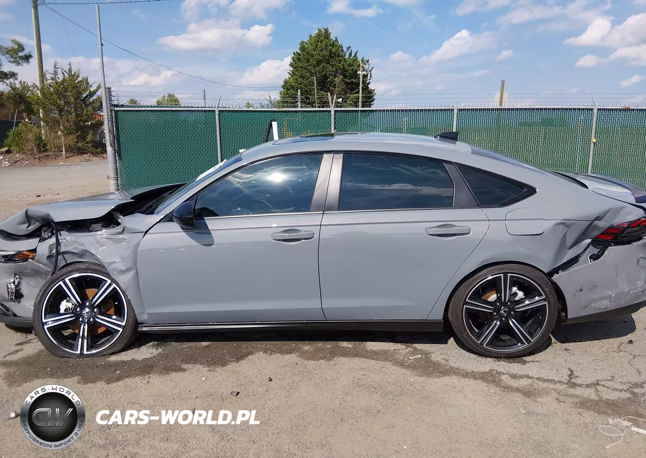 2026 Honda Accord Hybrid Sport VIN:1HGCY2F59TA023409 - 14