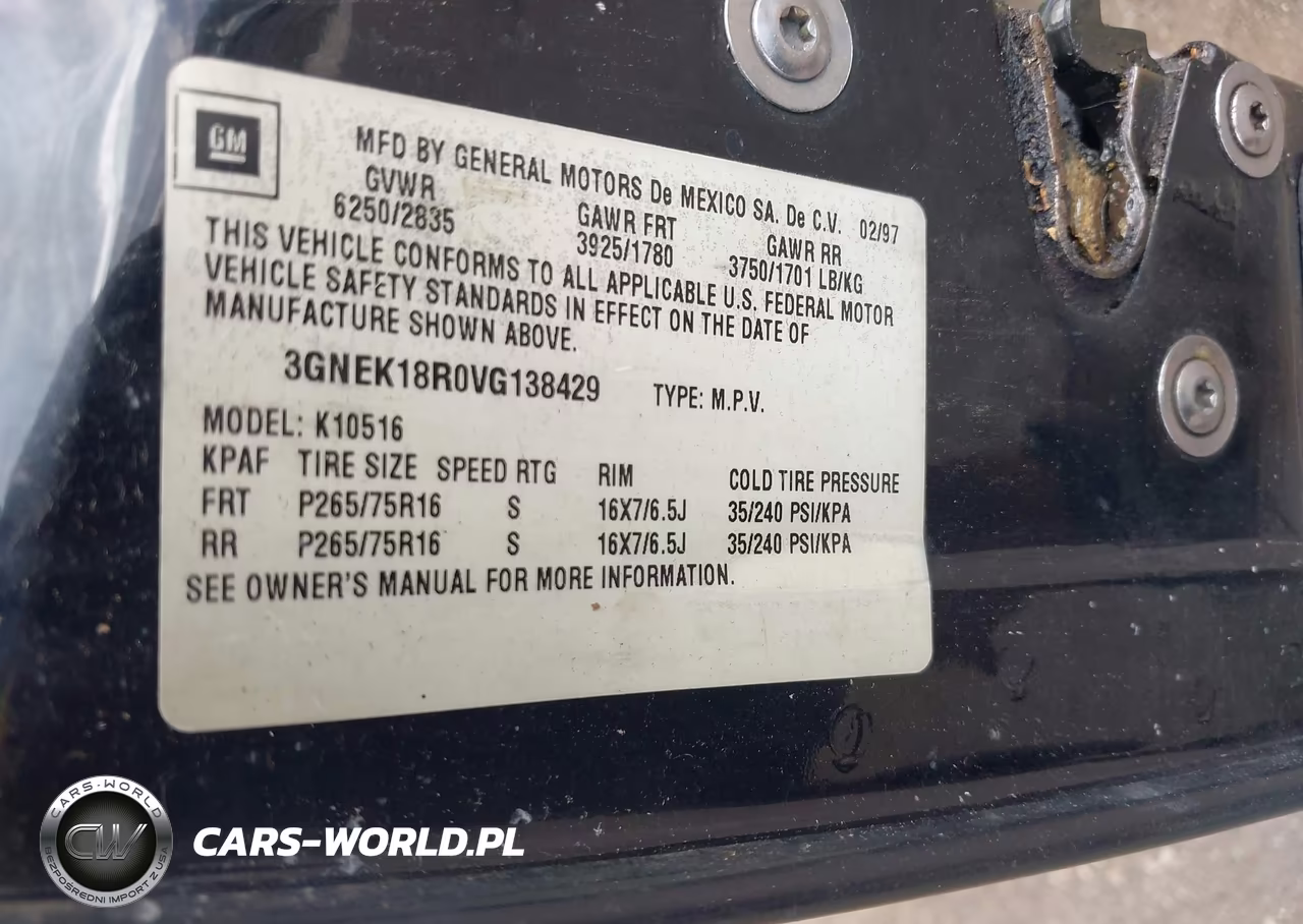 1997 Chevrolet Tahoe VIN:3GNEK18R0VG138429 - 9