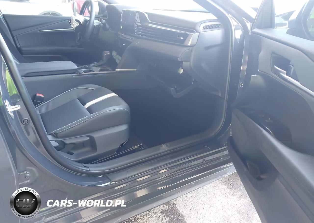 2026 Toyota Camry Se VIN:4T1DAACK8TU668512 - 5