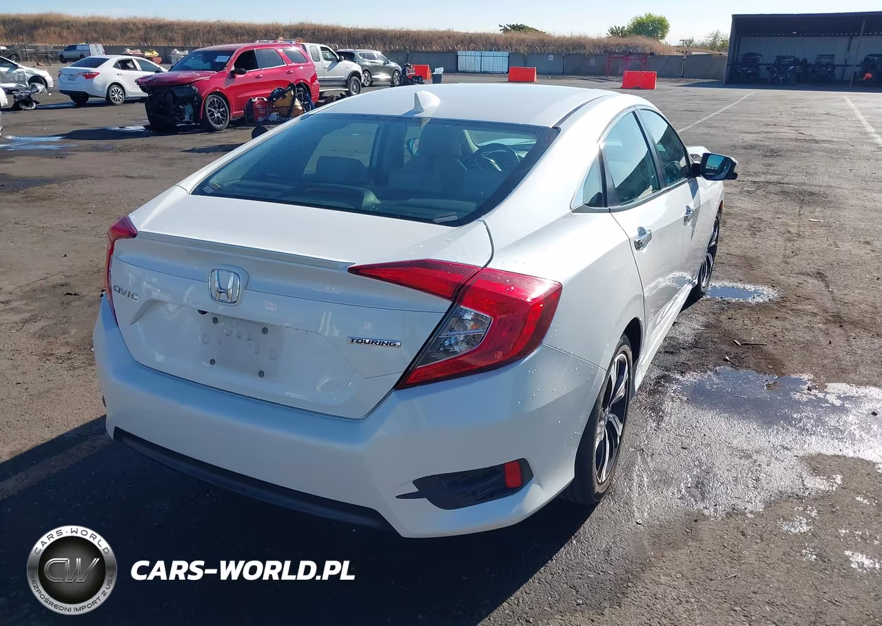 2016 Honda Civic Touring VIN:19XFC1F98GE203197 - 4