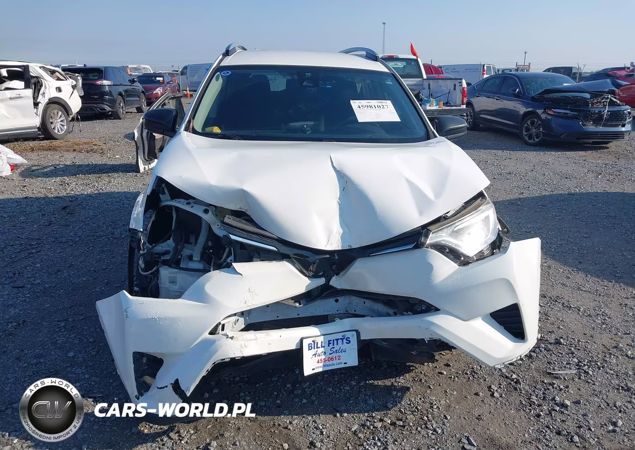2017 Toyota Rav4 Le VIN:JTMZFREV2HJ135601 - 13
