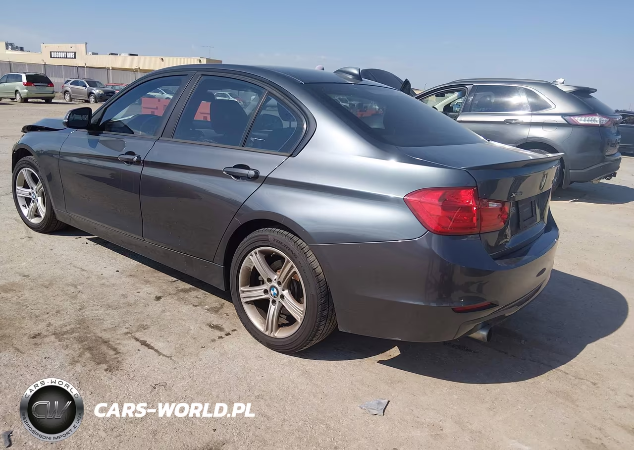 2015 BMW 320I xDrive VIN:WBA3C3G59FNT52042 - 3