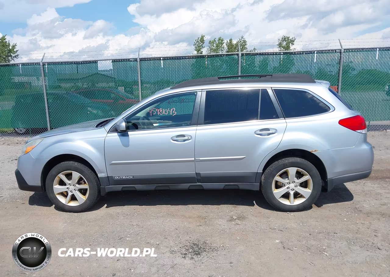 2014 Subaru Outback 2.5I Premium VIN:4S4BRBCC5E3261965 - 14