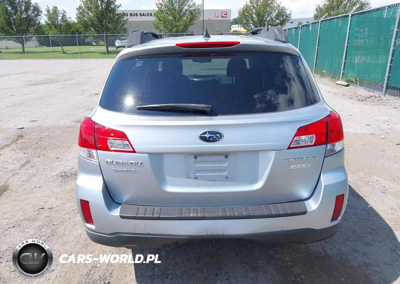 2014 Subaru Outback 2.5I Premium VIN:4S4BRBCC5E3261965 - 16