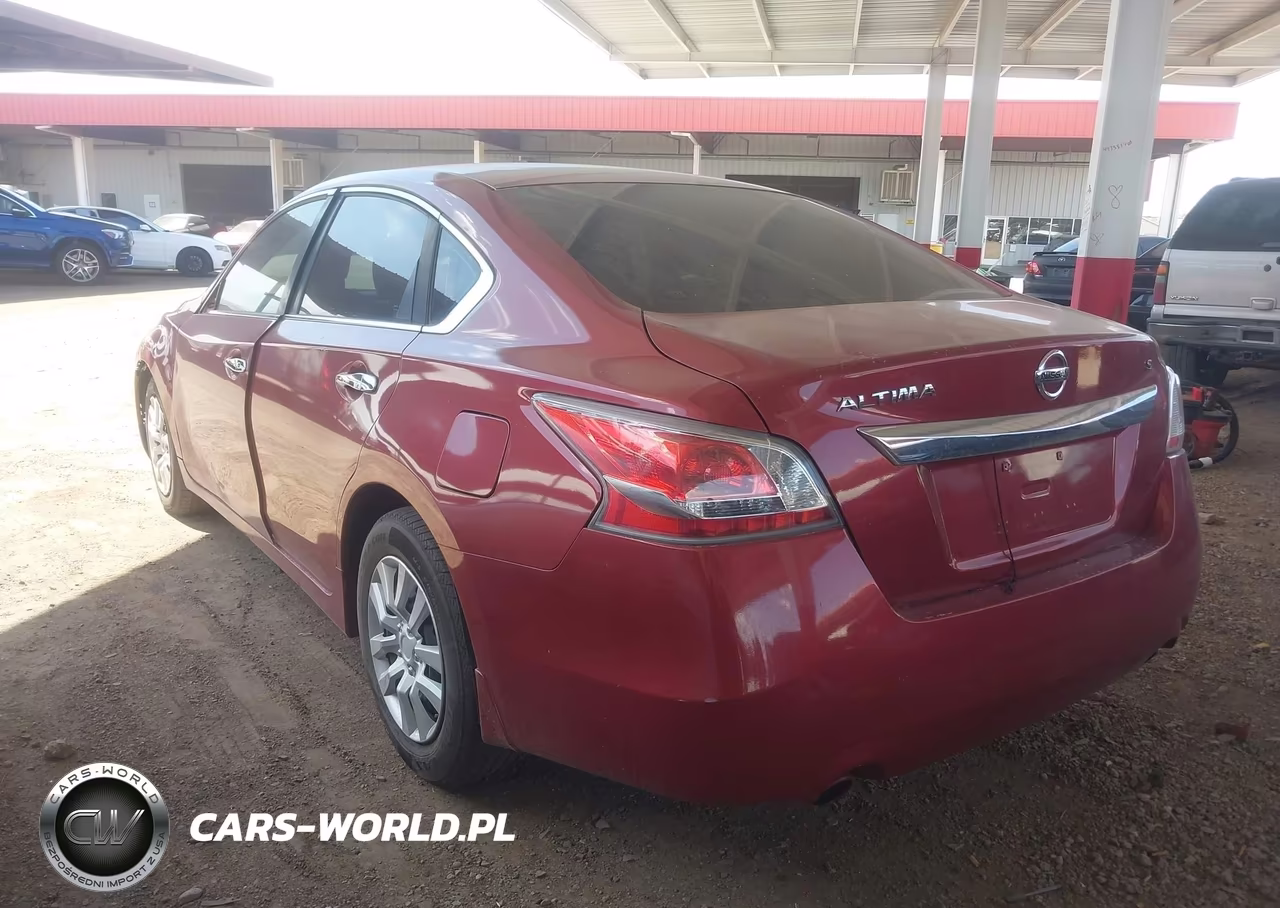 2015 Nissan Altima 2.5 S VIN:1N4AL3AP9FN407888 - 3